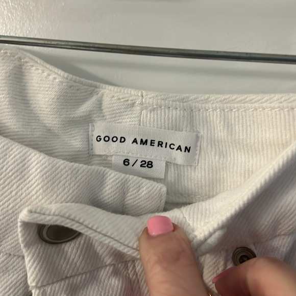 Good American good boy ankle wrap white jeans size 6/28 waist NWT never worn - Picture 5 of 7